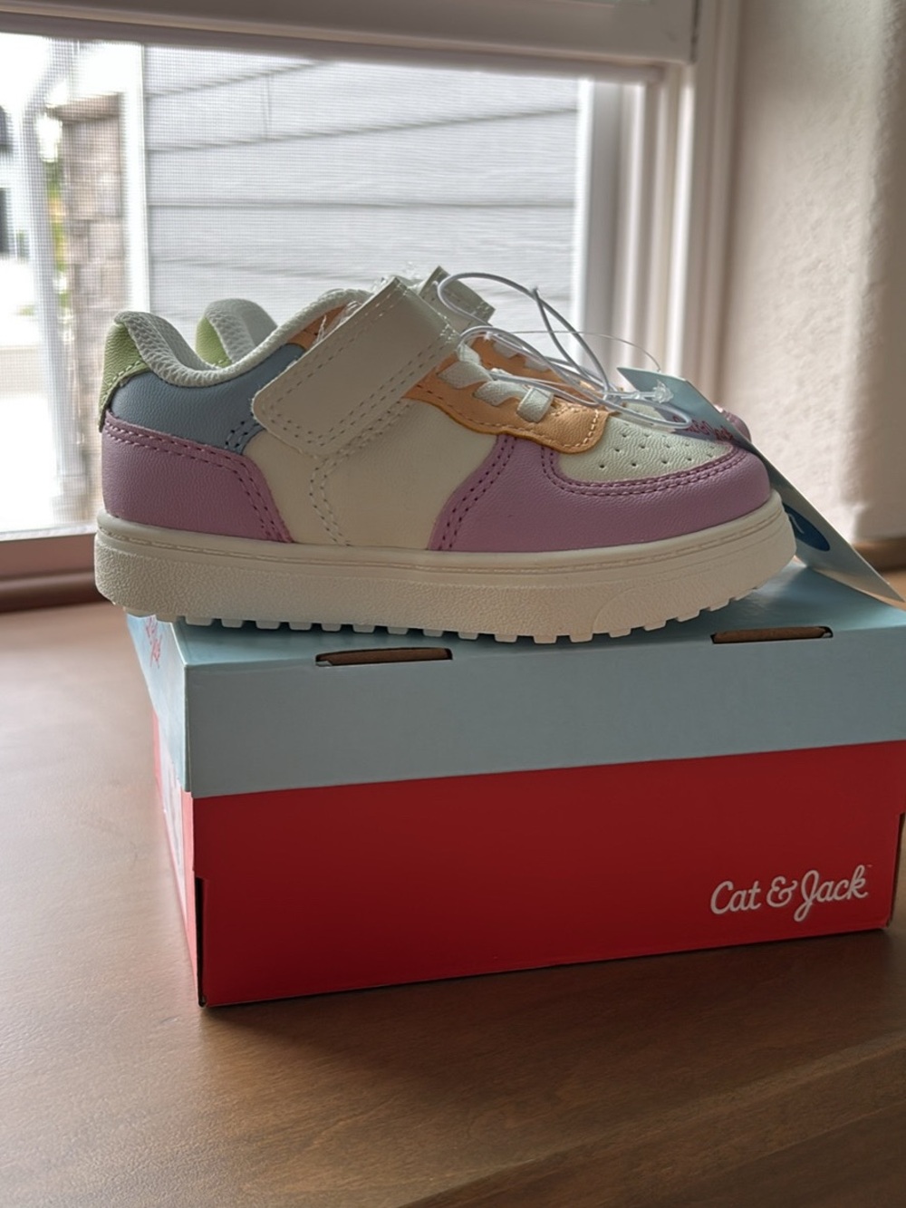 Cat & Jack Toddler Velcro Sneakers